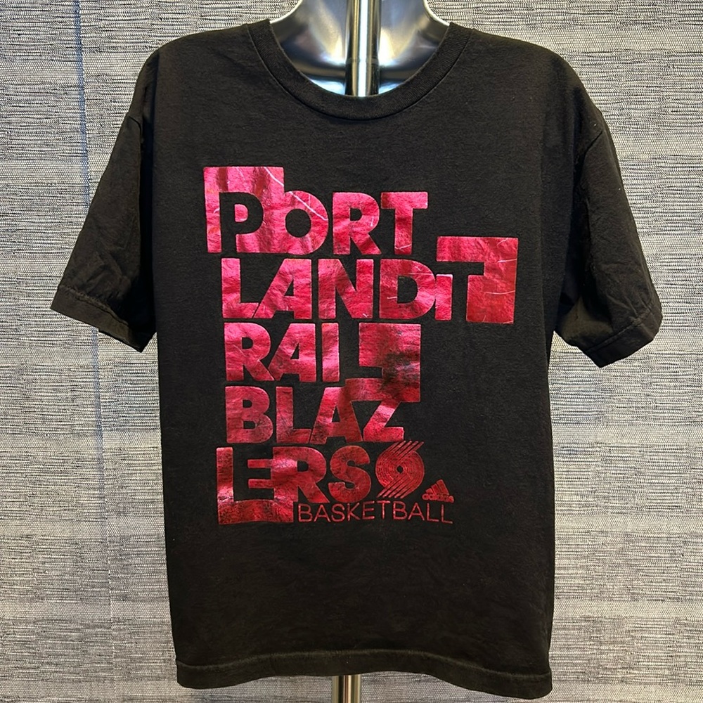 Boy’s XL Adidas Portland Trail Blazers t-shirt